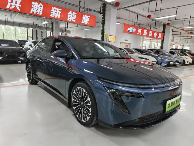 NISSAN N7 2025