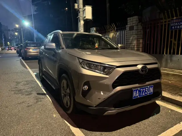 TOYOTA SAFETY SENSE 2021