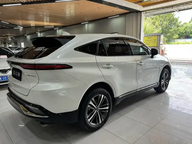 TOYOTA VENZA LUXURY 2023
