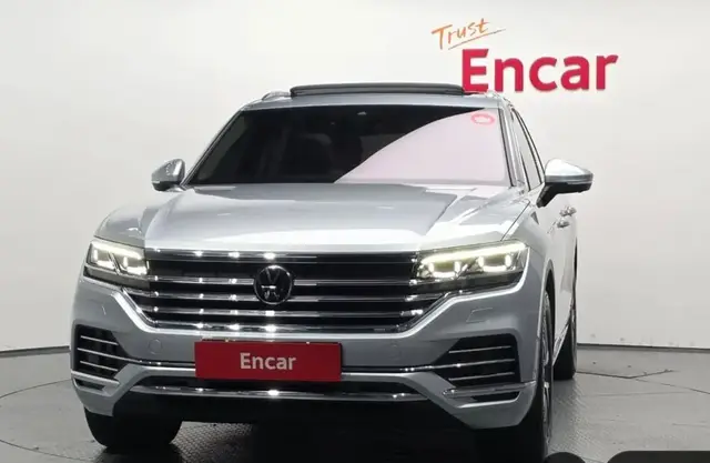 VOLKSWAGEN TOUAREG 2023