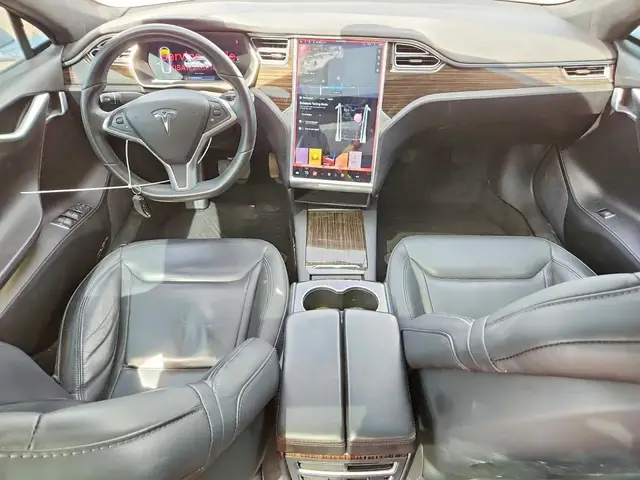TESLA MODEL S 2016