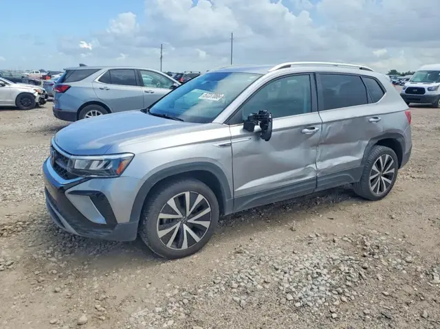 VOLKSWAGEN TAOS SE 2022