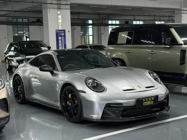PORSCHE 911 2020