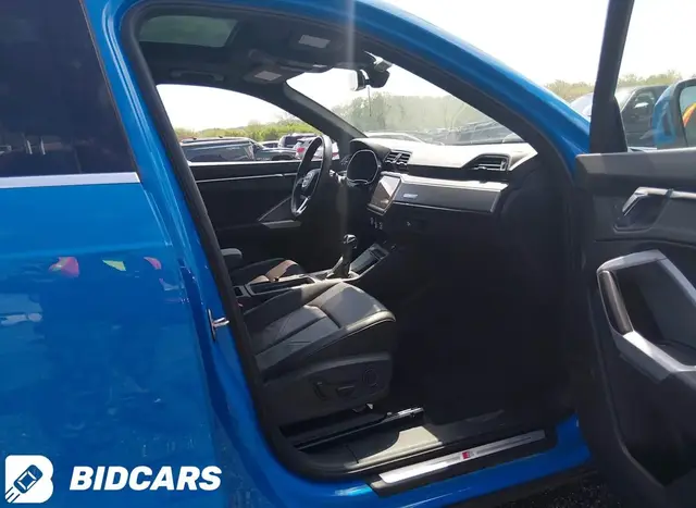 AUDI Q3 PREMIUM 2022