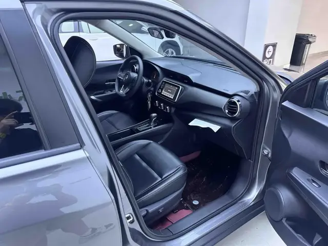NISSAN KICKS 2022