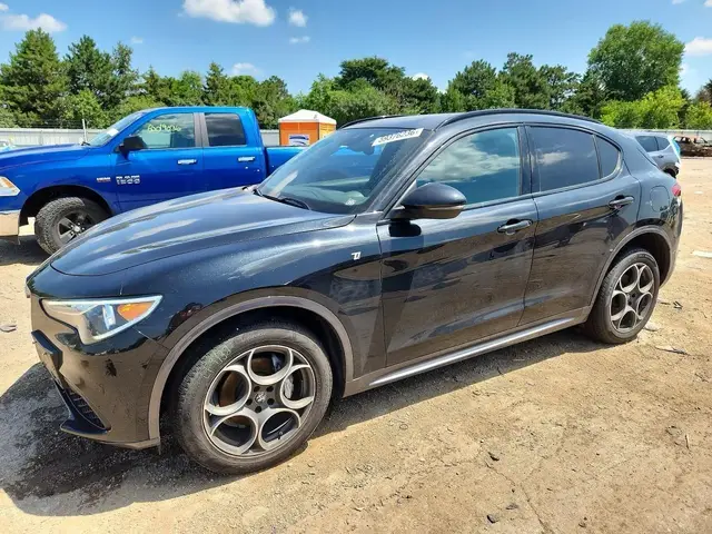 ALFA ROMEO STELVIO TI 2023