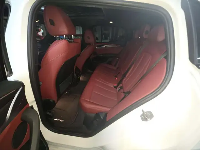 BMW X4 SPORTS ACTIVITY COUPE XDRIVE30I M SPORT LINE 2022