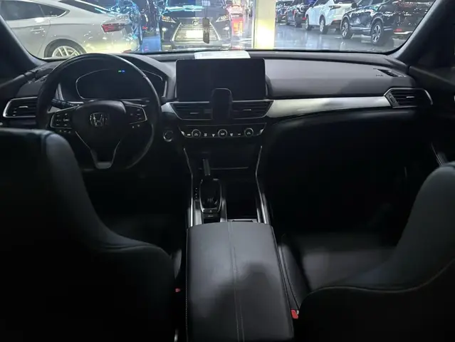HONDA ACCORD PREMIUM 2022