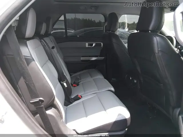 FORD EXPLORER XLT 2021