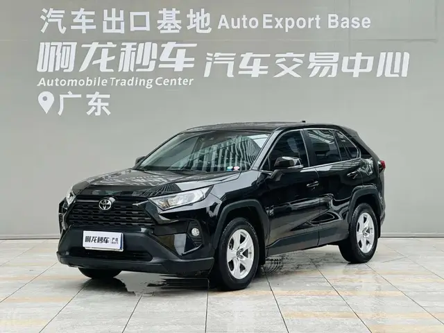 TOYOTA RAV4 2021