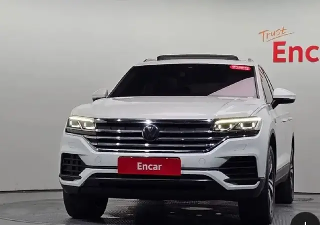 VOLKSWAGEN TOUAREG PREMIUM 2024