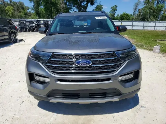 FORD EXPLORER XLT 2023
