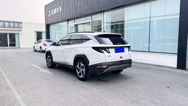 HYUNDAI TUCSON LUXURY 2023