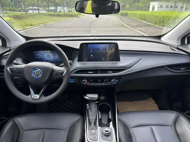 BUICK VELITE PREMIUM 2024