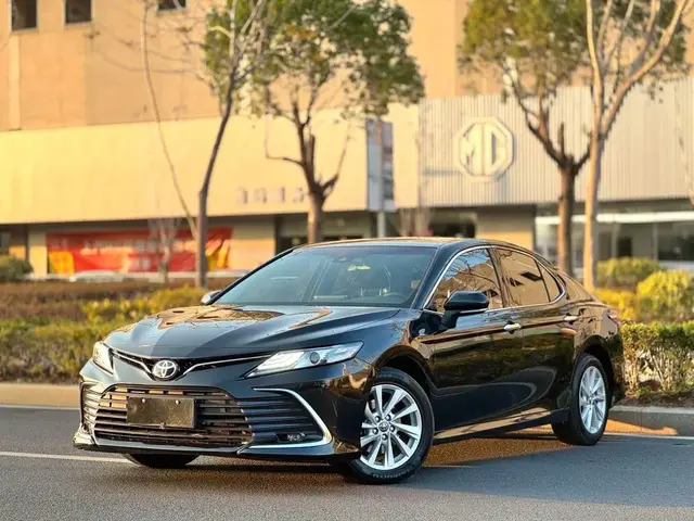 TOYOTA CAMRY LUXURY 2023