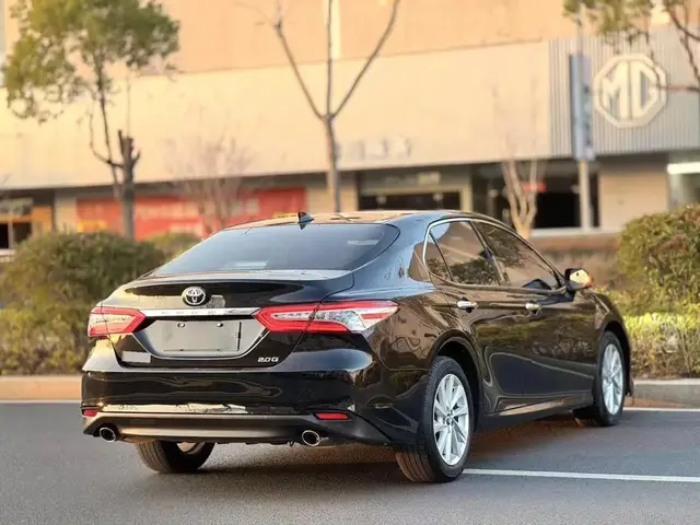 TOYOTA CAMRY LUXURY 2023