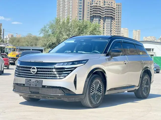 NISSAN PATHFINDER 2024