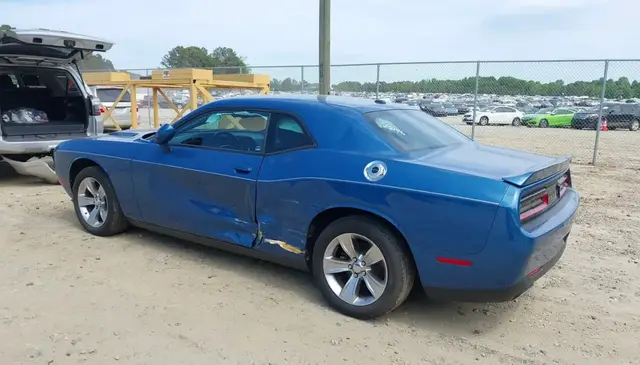 DODGE CHALLENGER SXT 2022