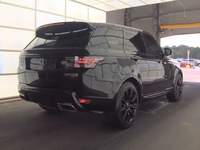 LAND ROVER ROVER HST 2022