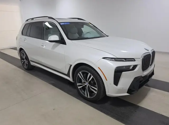 BMW X7 М-ПАК 21 ДИСКИ ПОДОГРЕВ И ВЕНТИЛЯЦИЯ СИДЕНИЙ ПРЕМИАЛЬНАЯ МУЗЫКА HARMAN/KARDON КАМЕРА 360 АДАПТИВНЫЙ 2024