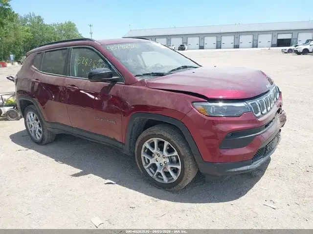 JEEP COMPASS LATITUDE LUX 2022