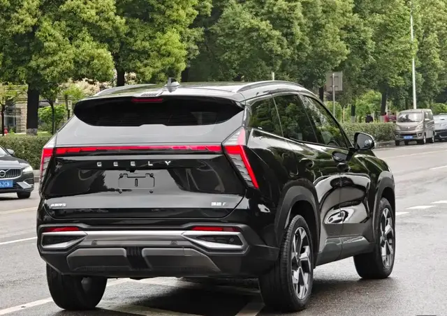 GEELY BOYUE L PREMIUM 2023