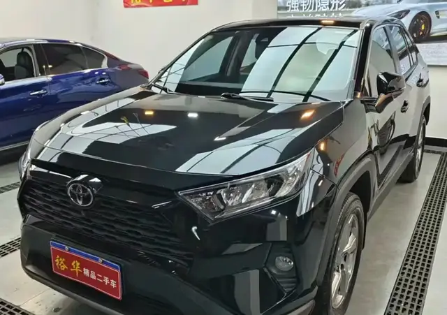 TOYOTA RAV4 2022