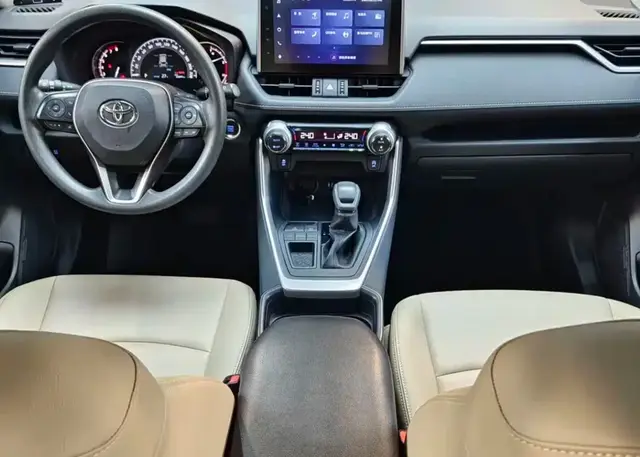 TOYOTA RAV4 2022