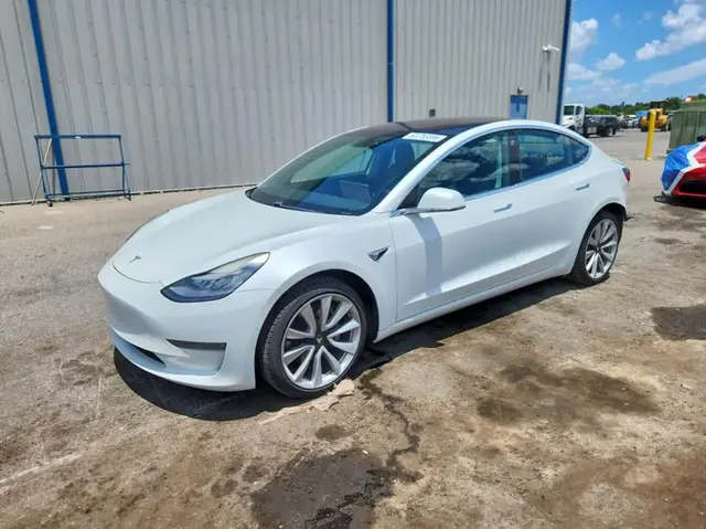 TESLA MODEL 3 2018