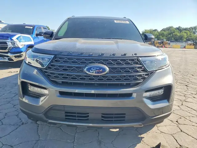 FORD EXPLORER XLT 2023