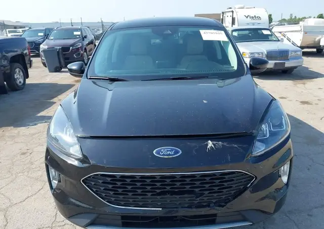 FORD ESCAPE SEL 2022