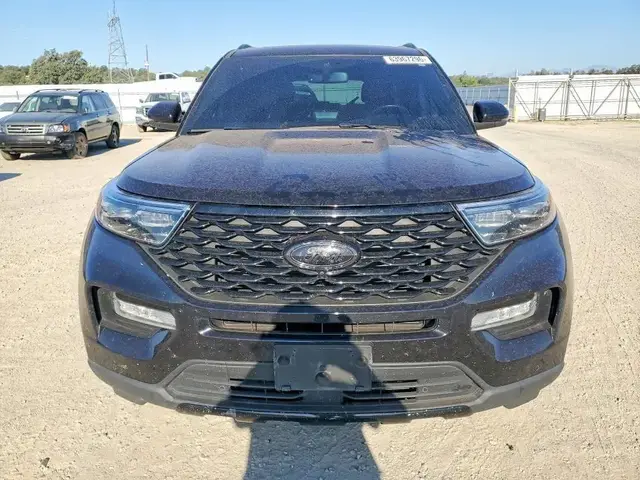 FORD EXPLORER PLATINUM 2023