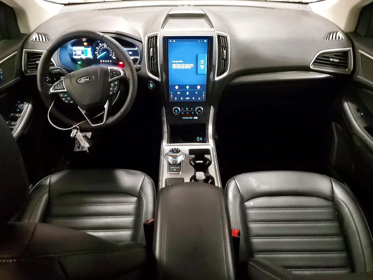 FORD EDGE SEL 2022