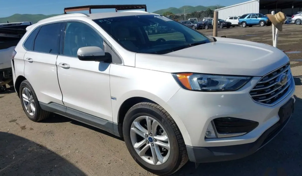 FORD EDGE SEL 2019