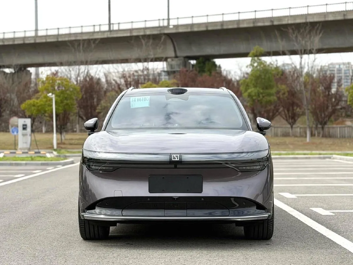 ZEEKR 7X 100KWH LONG-RANGE 4WD 2025