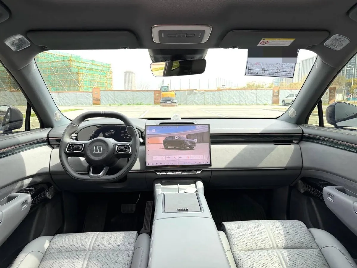 ZEEKR 7X 100KWH LONG-RANGE 4WD 2025