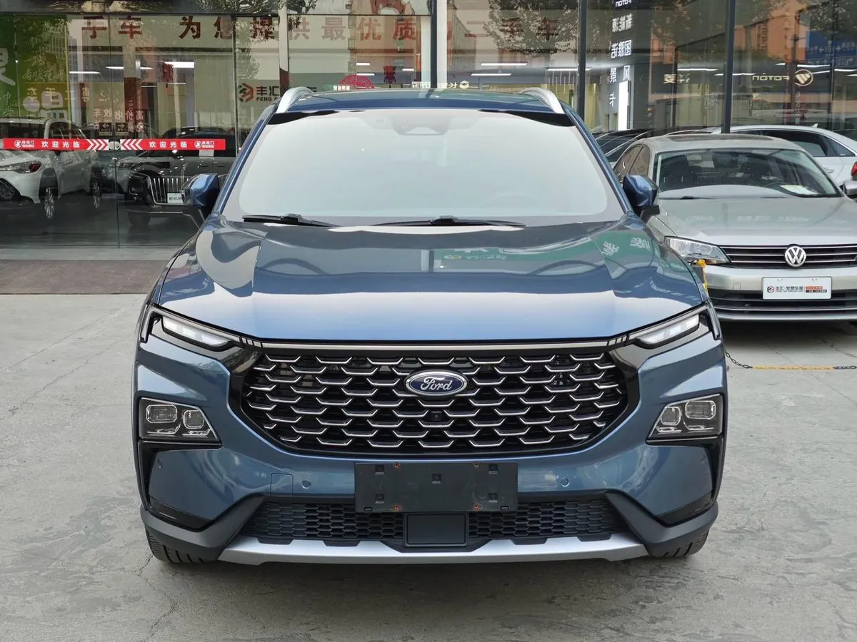 FORD LINGRUI 2022