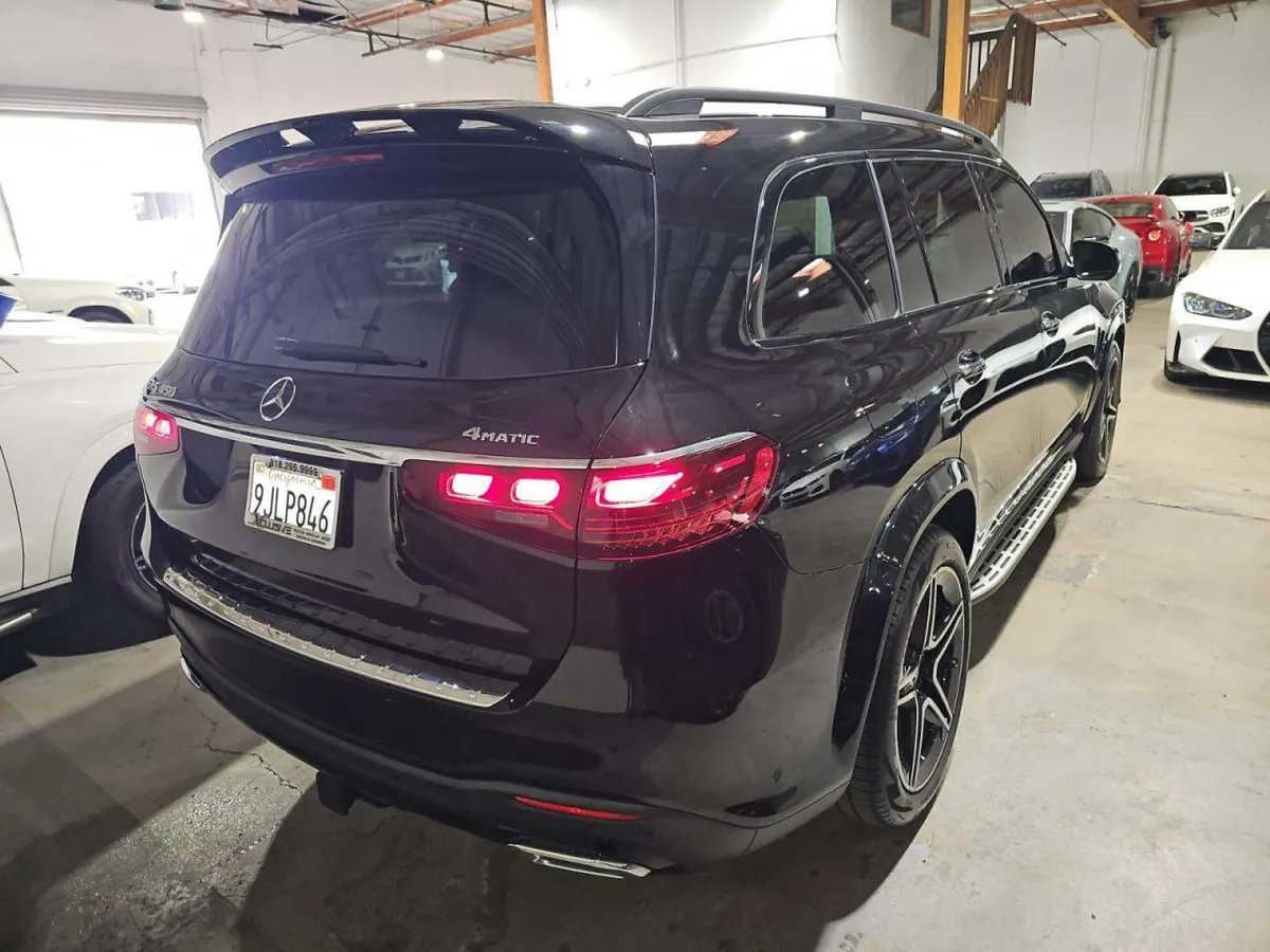 MERCEDES-BENZ GLS 450 2024