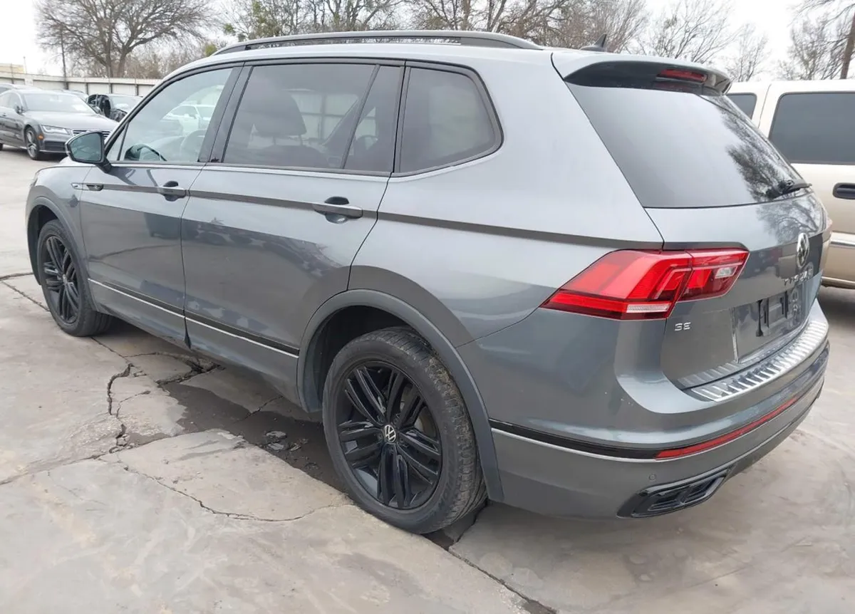 VOLKSWAGEN TIGUAN 2022