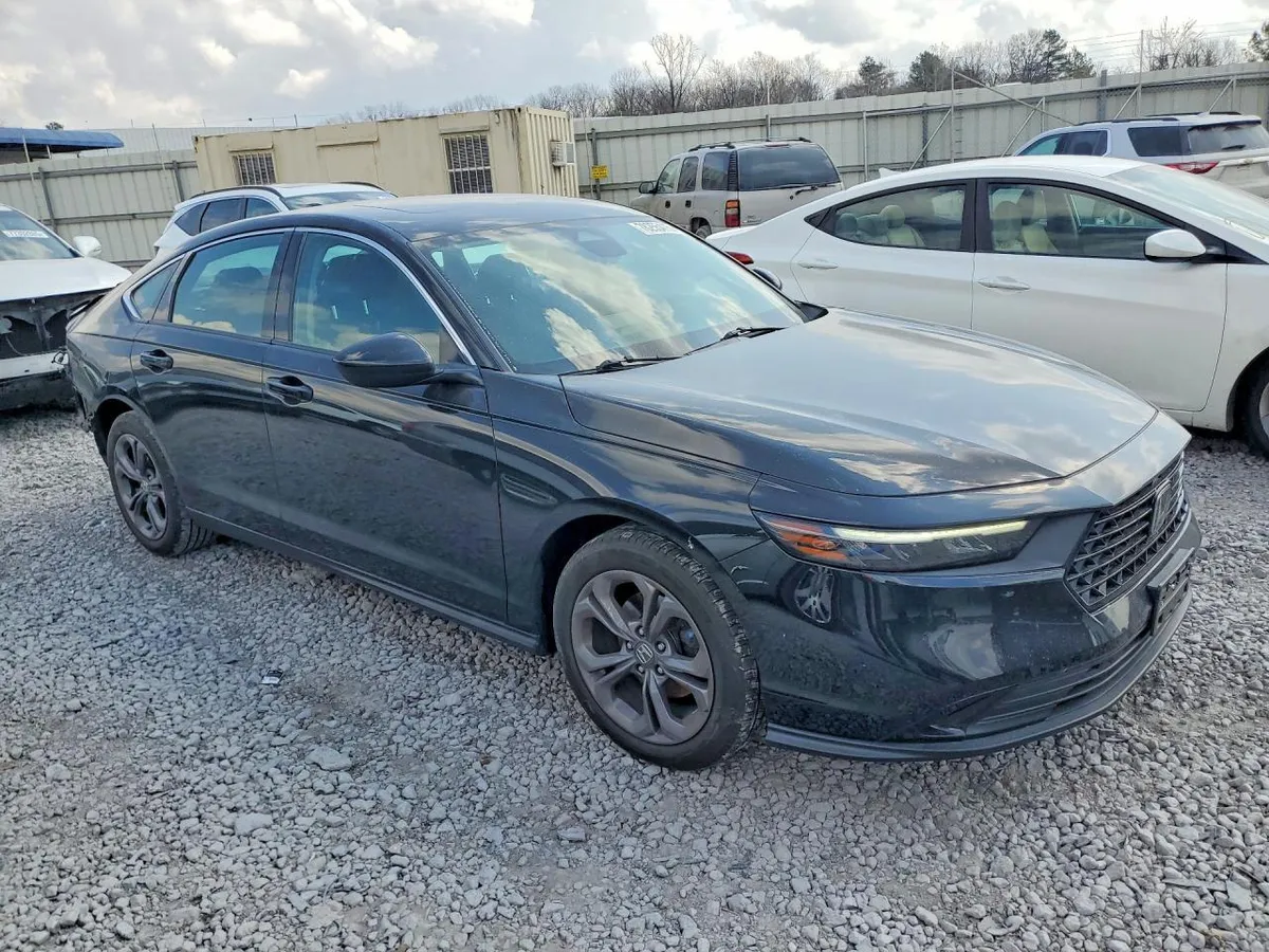 HONDA ACCORD EX 2023