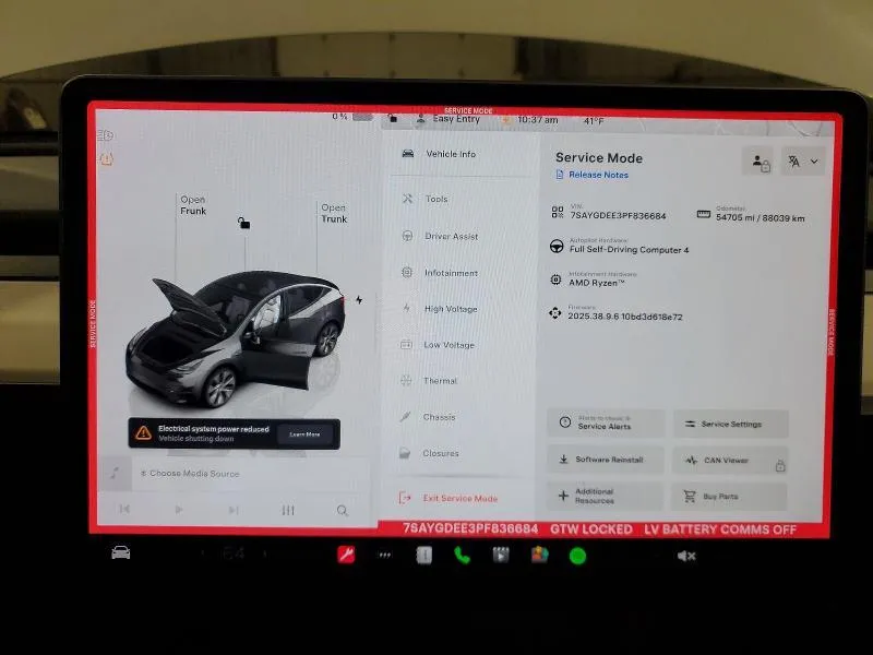 TESLA MODEL Y LONG RANGE 2023