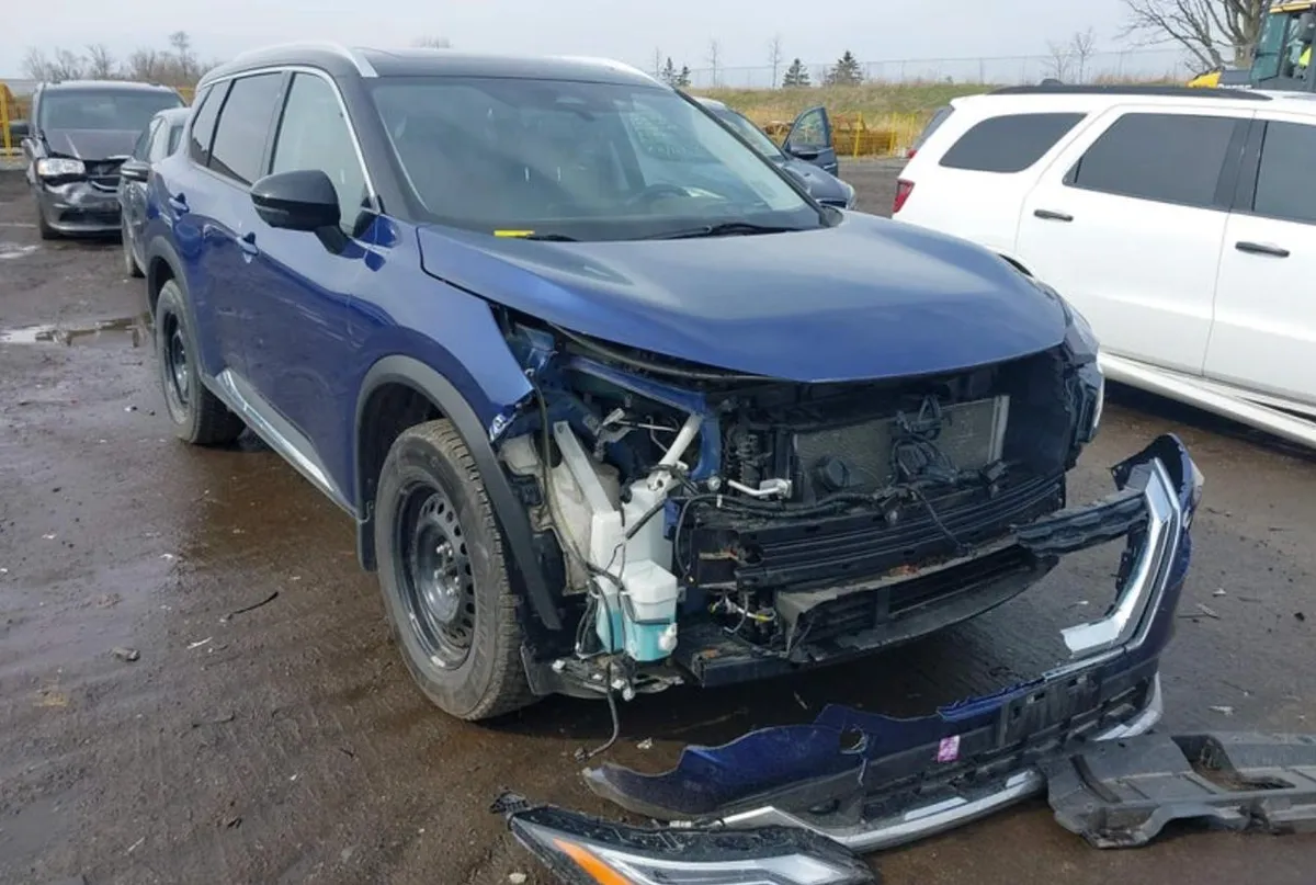 NISSAN ROGUE PLATINUM 2022