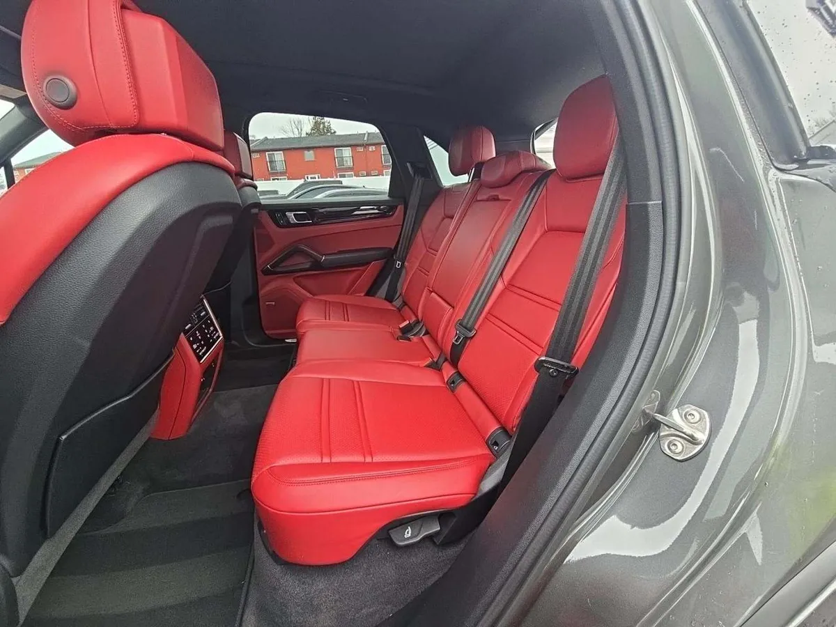 PORSCHE CAYENNE S 2022