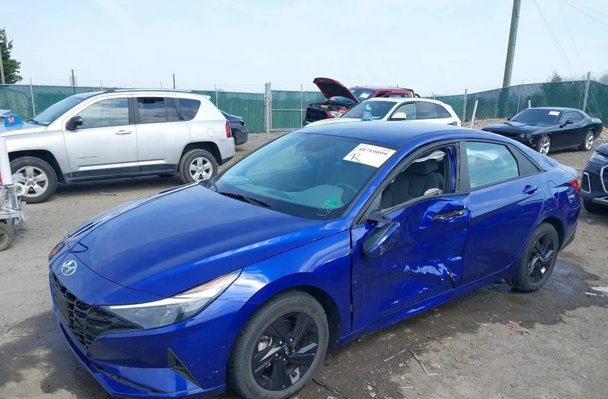 HYUNDAI ELANTRA SEL 2023