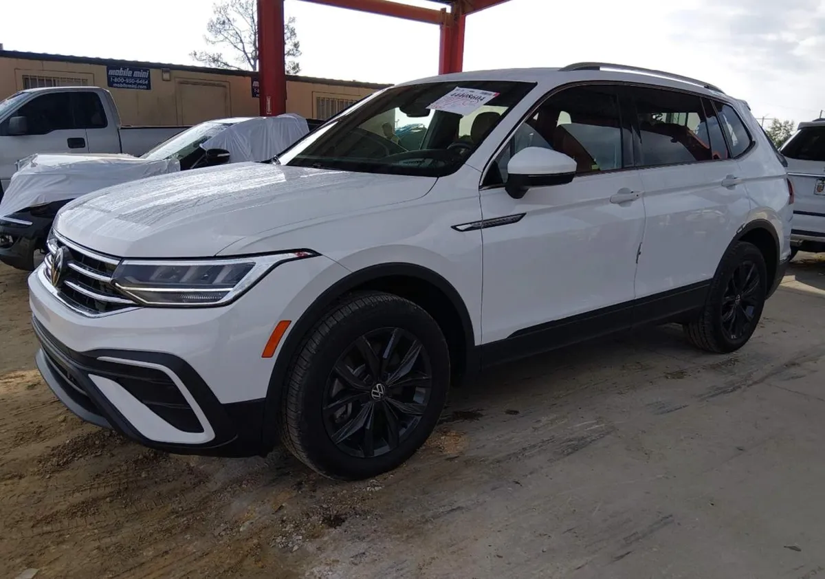 VOLKSWAGEN TIGUAN 2024