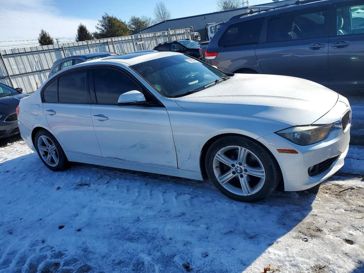 BMW 328 I 2015