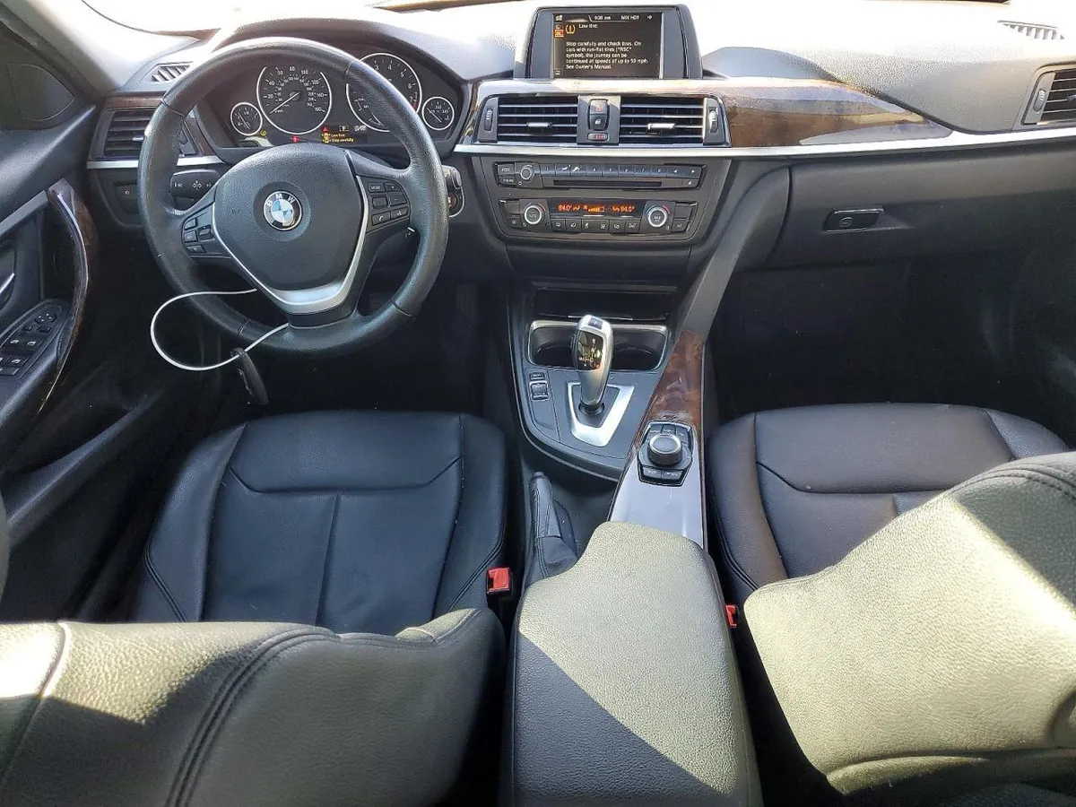 BMW 328 I 2015