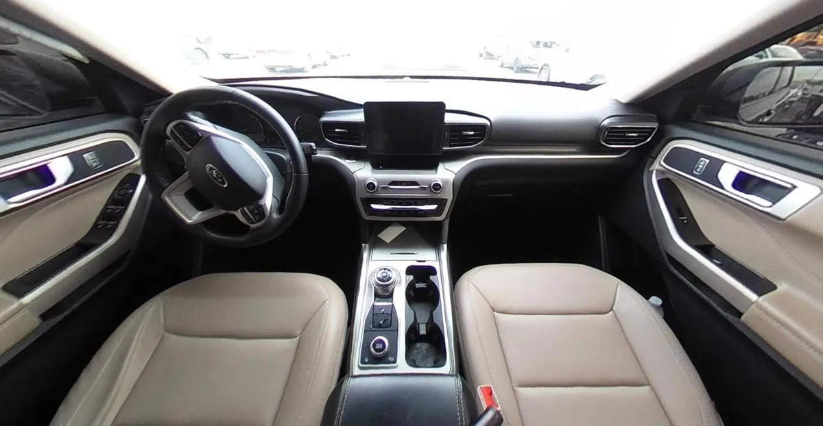 FORD EXPLORER XLT 2 2022