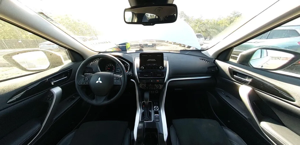 MITSUBISHI ECLIPSE CROSS SE 2023