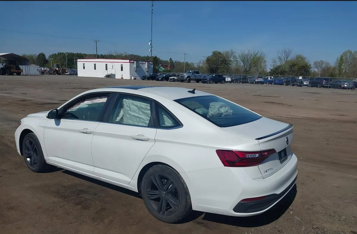 VOLKSWAGEN JETTA 1.5T SE 2023